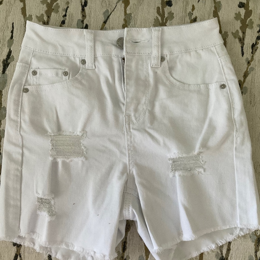 White denim Indigo Rein shorts size 1